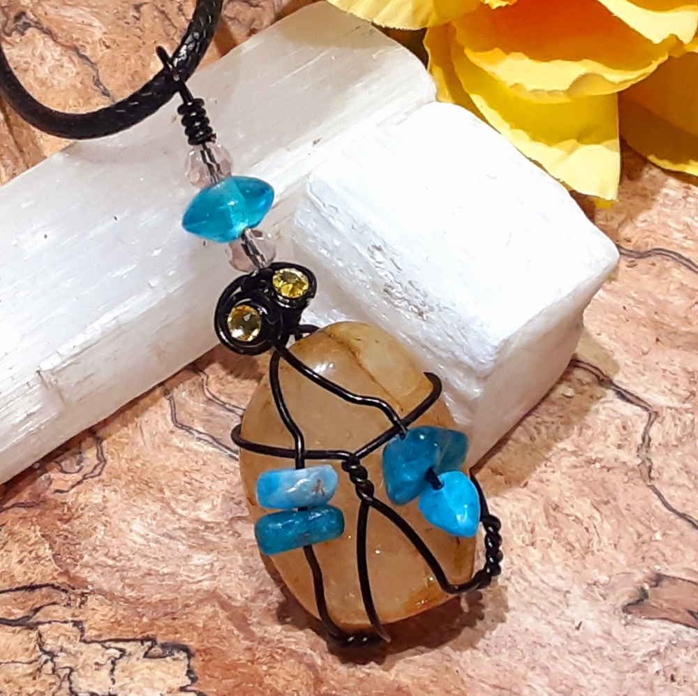 Boho yellow crackle quartz, blue apatite crystal pendant necklace